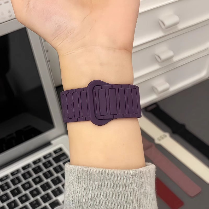 Magnetic Sport Loop Silicone Strap for Apple Watch